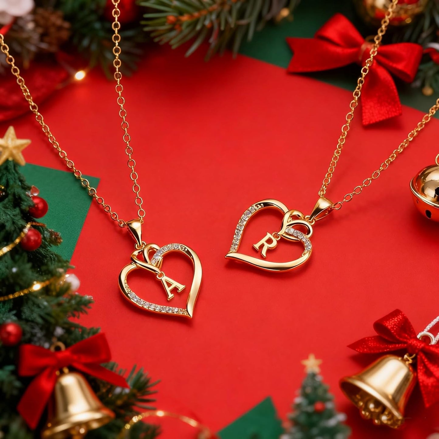 Collier avec initiale en forme de cœur